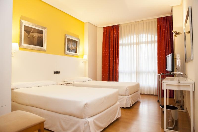 Imagen general del Hotel Sercotel Tres Luces. Foto 2