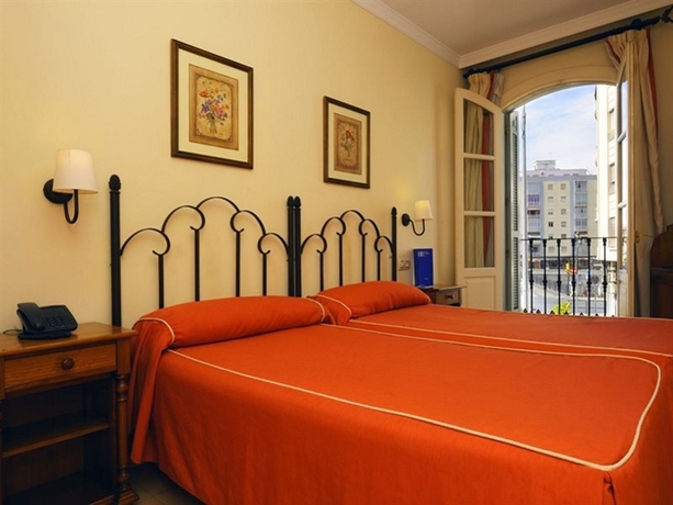 Imagen general del Hotel Sercotel Tribuna Malaga. Foto 7