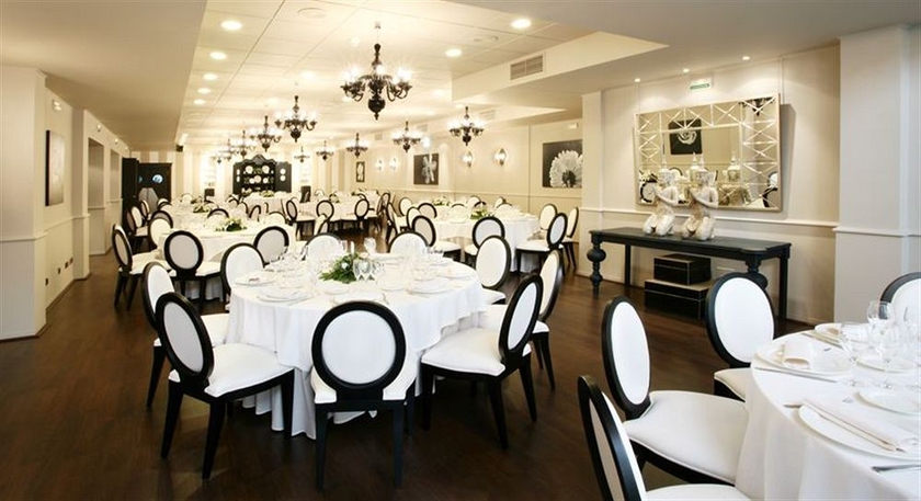 Imagen de los interiores del Hotel Sercotel Tudela Bardenas. Foto 10