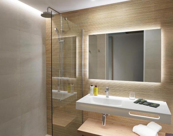 Imagen de la habitación del Hotel Sercotel Valencia Ruzafa. Foto 3