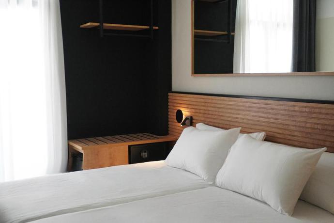 Imagen de la habitación del Hotel Sercotel Valencia Ruzafa. Foto 5