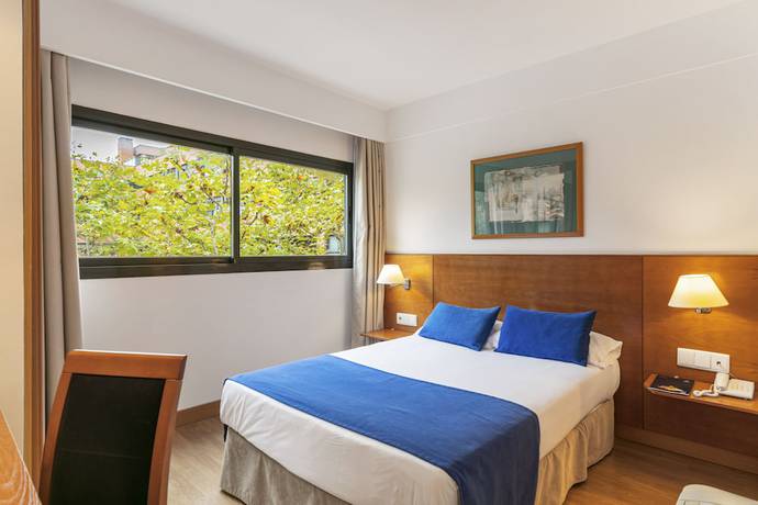 Imagen de la habitación del Hotel Sercotel de los Reyes. Foto 4
