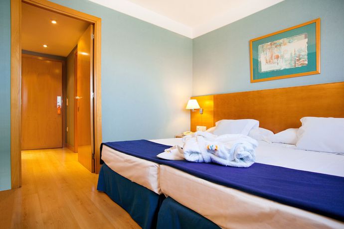 Imagen de la habitación del Hotel Sercotel de los Reyes. Foto 5