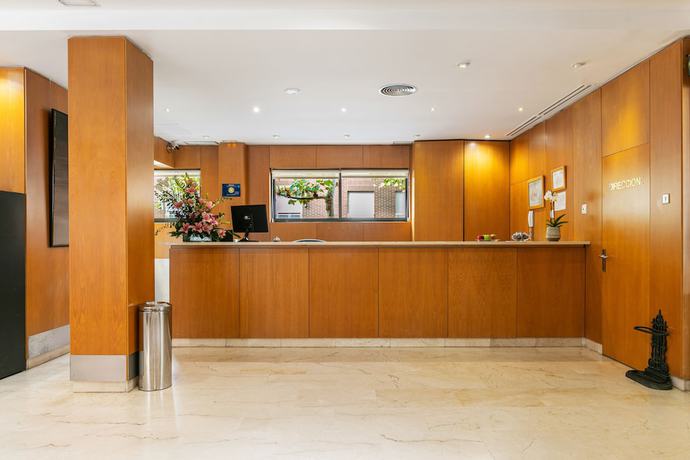 Imagen de los interiores del Hotel Sercotel de los Reyes. Foto 20