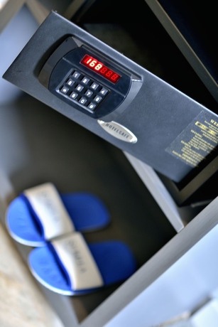 Imagen de la habitación del Hotel Serela Cihampelas. Foto 4