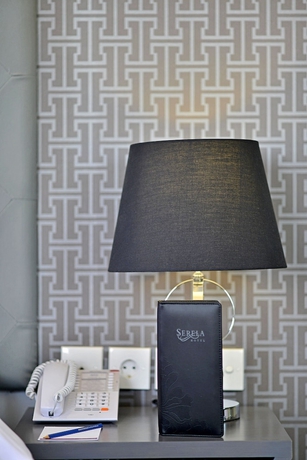 Imagen de la habitación del Hotel Serela Cihampelas. Foto 13