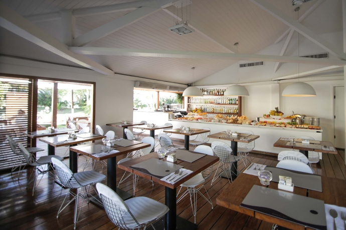 Imagen del bar/restaurante del Hotel Serena Buzios. Foto 11