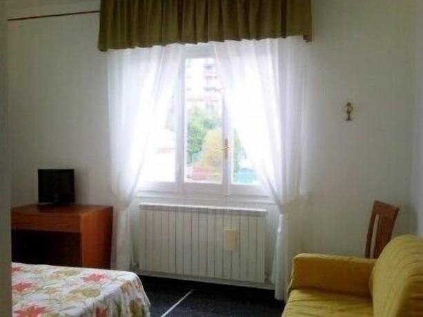Imagen de la habitación del Hotel Serena, Cantalupo. Foto 12