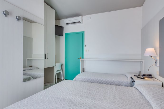 Imagen de la habitación del Hotel Serena, Caorle. Foto 15