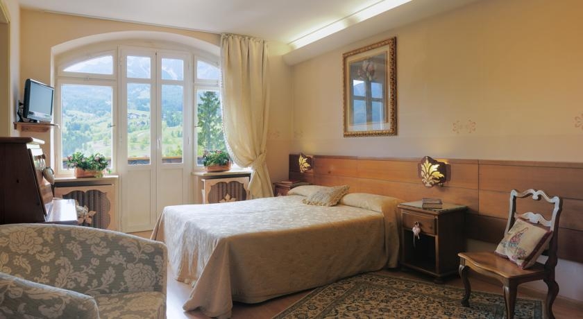 Imagen de la habitación del Hotel Serena, Cortina d'Ampezzo . Foto 4