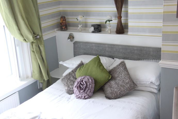Imagen de la habitación del Hotel Serena Court. Foto 3