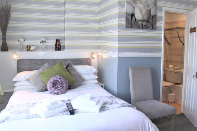 Imagen de la habitación del Hotel Serena Court. Foto 4