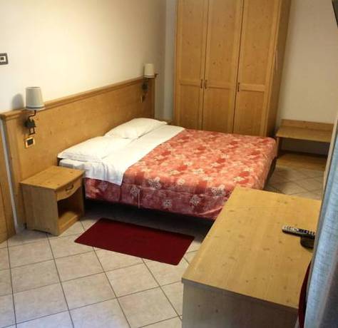 Imagen de la habitación del Hotel Serena, Dimaro. Foto 6