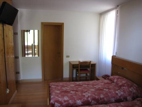 Imagen de la habitación del Hotel Serena, Dimaro. Foto 14