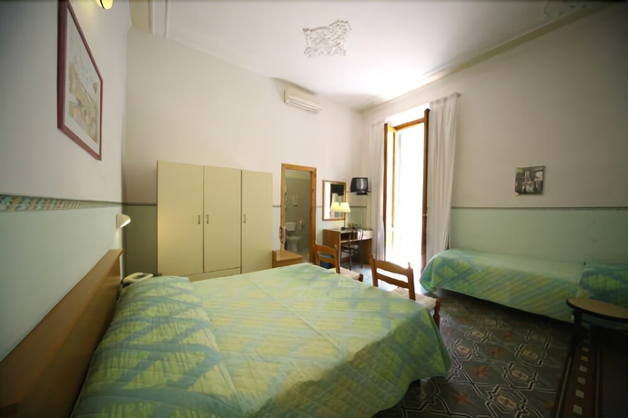 Imagen de la habitación del Hotel Serena, Florencia. Foto 9