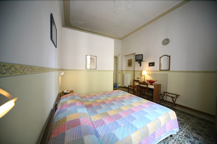 Imagen de la habitación del Hotel Serena, Florencia. Foto 10