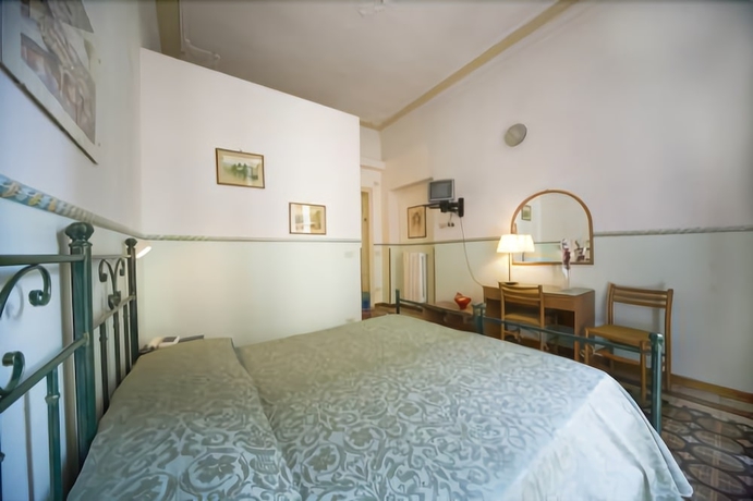 Imagen de la habitación del Hotel Serena, Florencia. Foto 11
