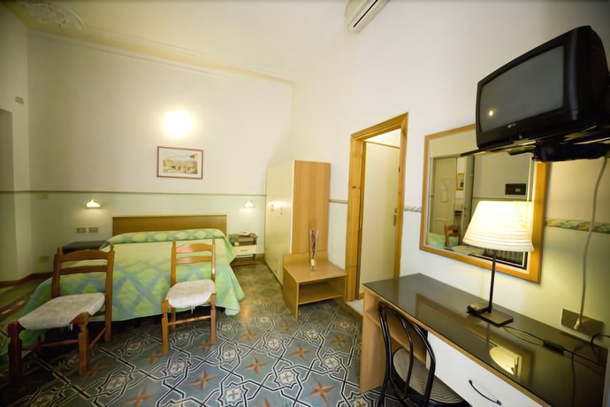 Imagen de la habitación del Hotel Serena, Florencia. Foto 12