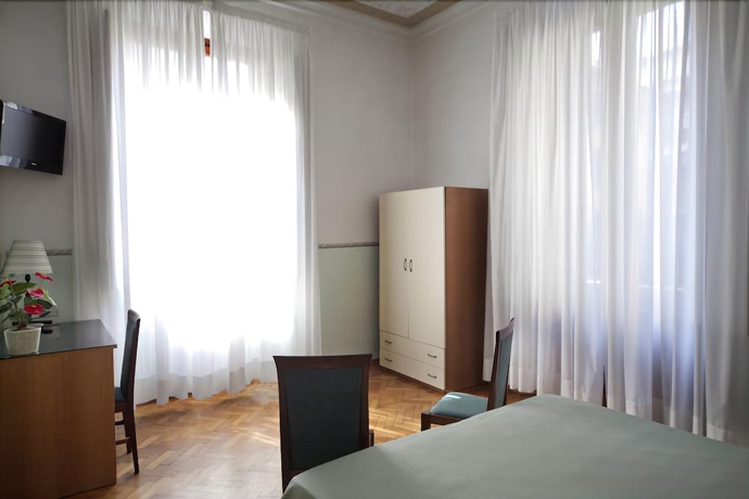 Imagen de la habitación del Hotel Serena, Florencia. Foto 17