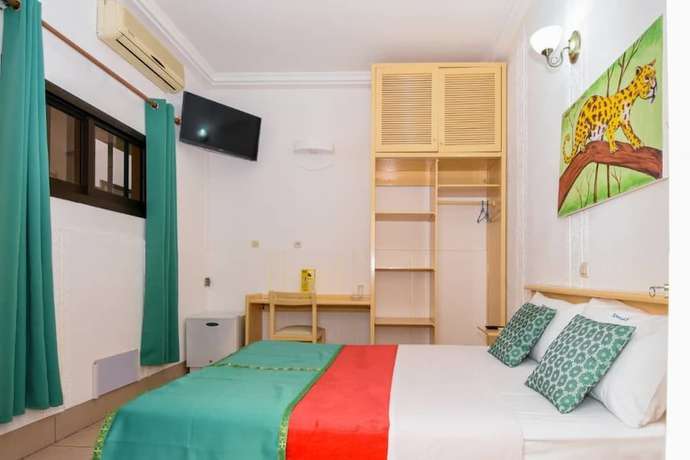 Imagen de la habitación del Hotel Serena Palace, Deido. Foto 14