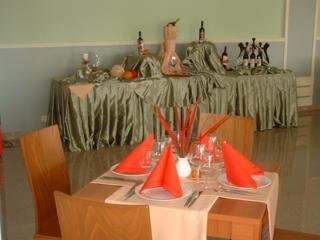 Imagen del bar/restaurante del Hotel Serena Residence. Foto 3