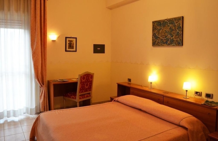 Imagen de la habitación del Hotel Serena, Rieti. Foto 8