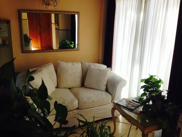 Imagen de los interiores del Hotel Serena, Rieti. Foto 16