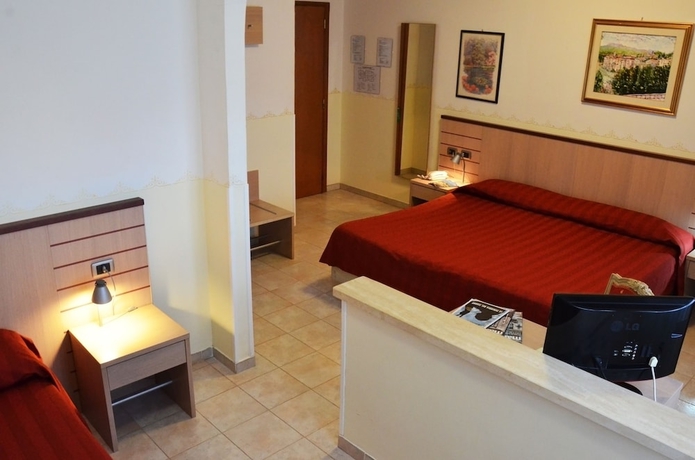 Imagen de la habitación del Hotel Serena, Rieti. Foto 13