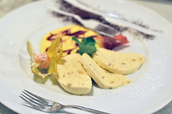 Imagen del bar/restaurante del Hotel Serena, Runch. Foto 5