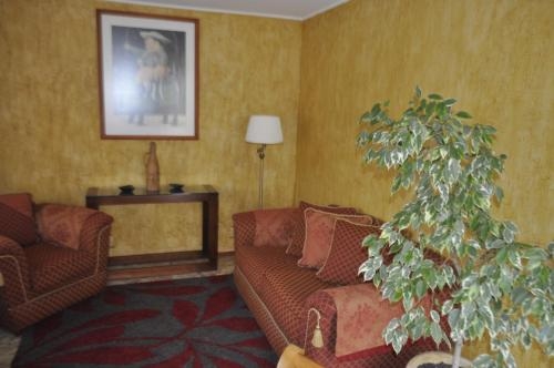 Imagen de la habitación del Hotel Serena Suite Park. Foto 6