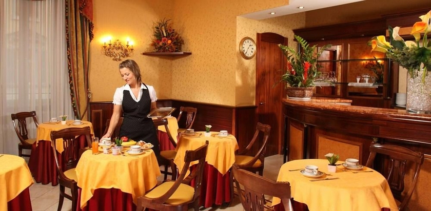 Imagen del bar/restaurante del Hotel Serena, Termini. Foto 2