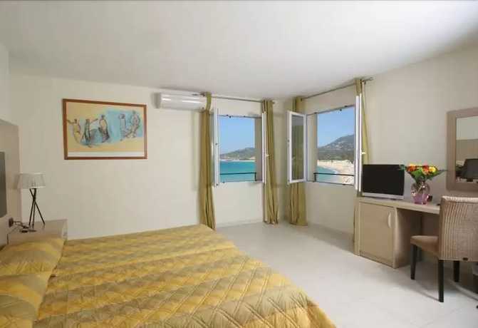 Imagen de la habitación del Hotel Serenada. Foto 13