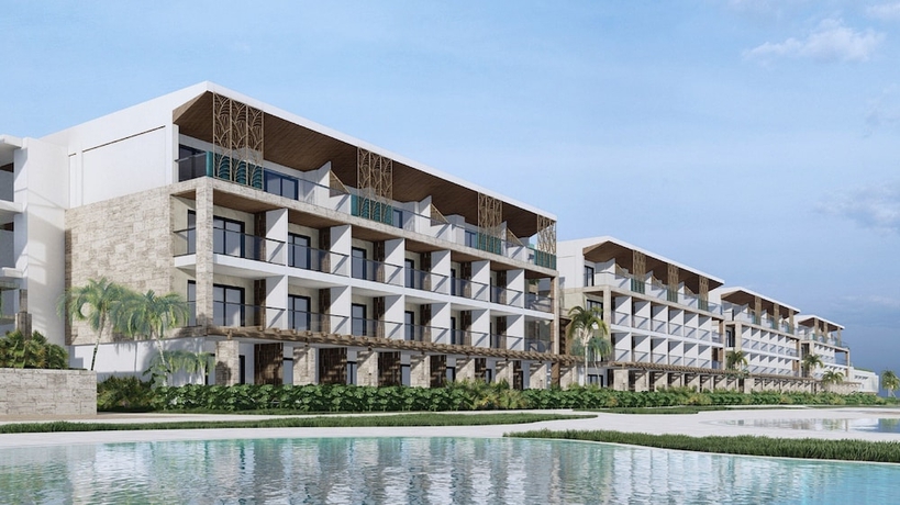 Imagen general del Hotel Serenade All Suites - Adults Only Resort. Foto 3