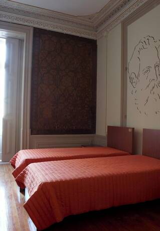 Imagen de la habitación del Hotel Serenata Hostel. Foto 15