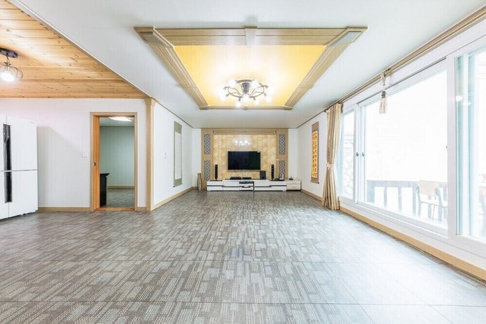 Imagen de la habitación del Hotel Serence Pension. Foto 5