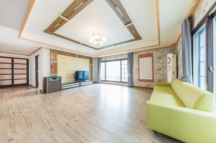 Imagen de la habitación del Hotel Serence Pension. Foto 6