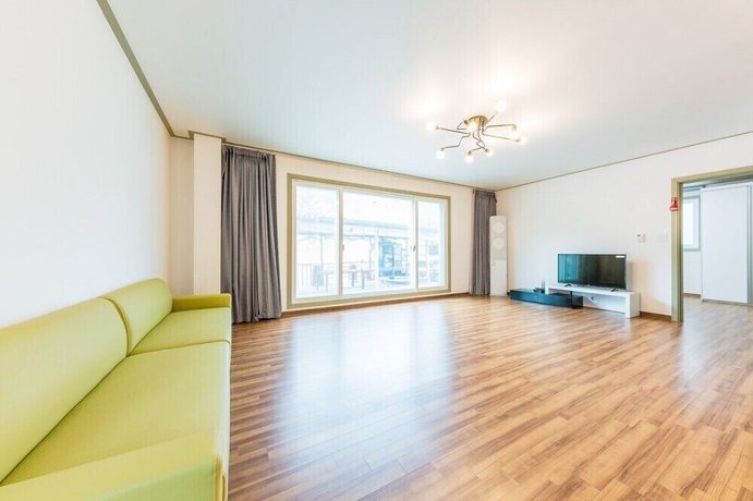 Imagen de la habitación del Hotel Serence Pension. Foto 18