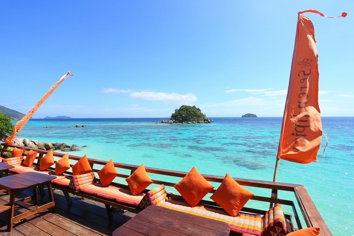 Imagen de los exteriores del Hotel Serendipity Beach Resort Koh Lipe. Foto 11