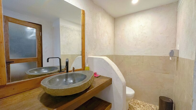 Imagen general del Hotel Serene Beach Villa. Foto 3