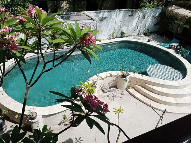 Imagen general del Hotel Serene Beach Villa. Foto 9