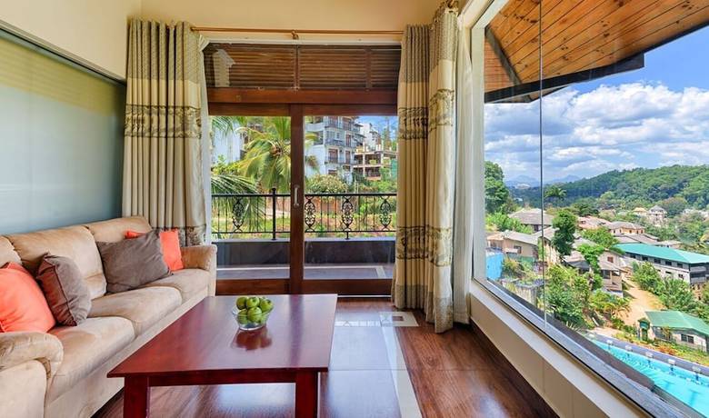 Imagen de la habitación del Hotel Serene Kandy. Foto 10