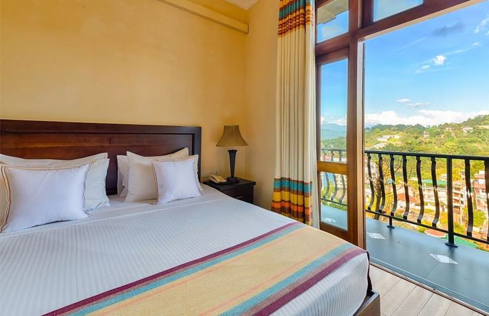 Imagen de la habitación del Hotel Serene Kandy. Foto 11