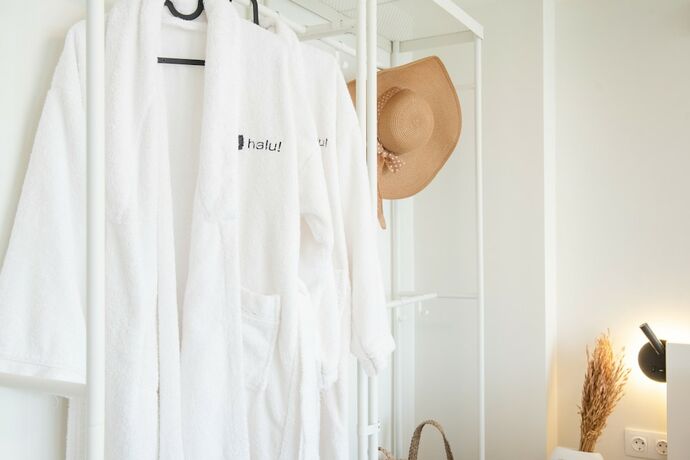 Imagen general del Hotel Serene seafront villas. Foto 3