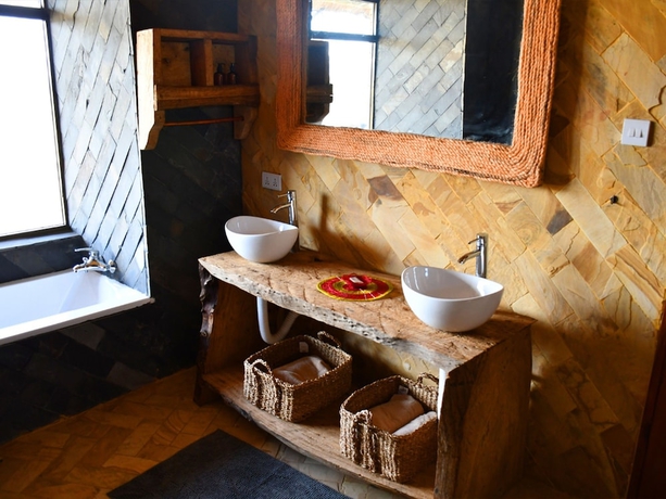 Imagen de la habitación del Hotel Serengeti Safari Lodge. Foto 8