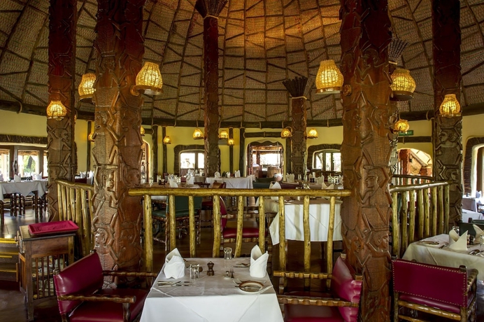 Imagen del bar/restaurante del Hotel Serengeti Serena Safari Lodge. Foto 6