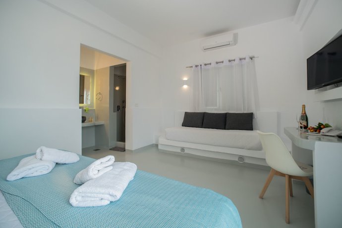 Imagen de la habitación del Hotel Serenit&agrave; Luxury Suites. Foto 9