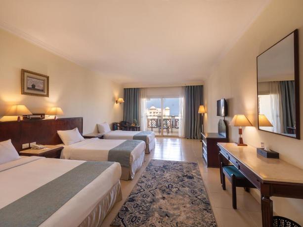 Imagen general del Hotel Serenity Alpha Beach. Foto 17