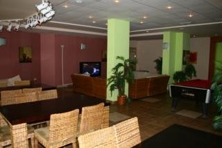 Imagen del bar/restaurante del Hotel Serenity Bay. Foto 3