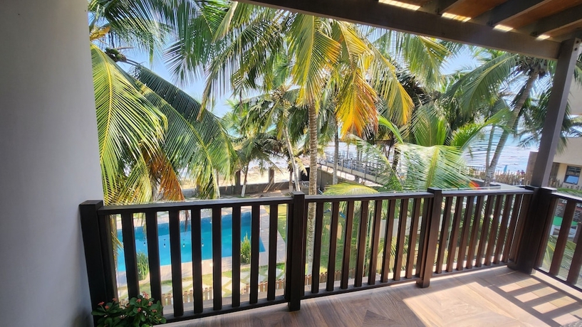 Imagen de los exteriores del Hotel Serenity Beach Annex. Foto 6