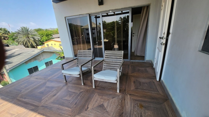 Imagen de los exteriores del Hotel Serenity Beach Annex. Foto 10